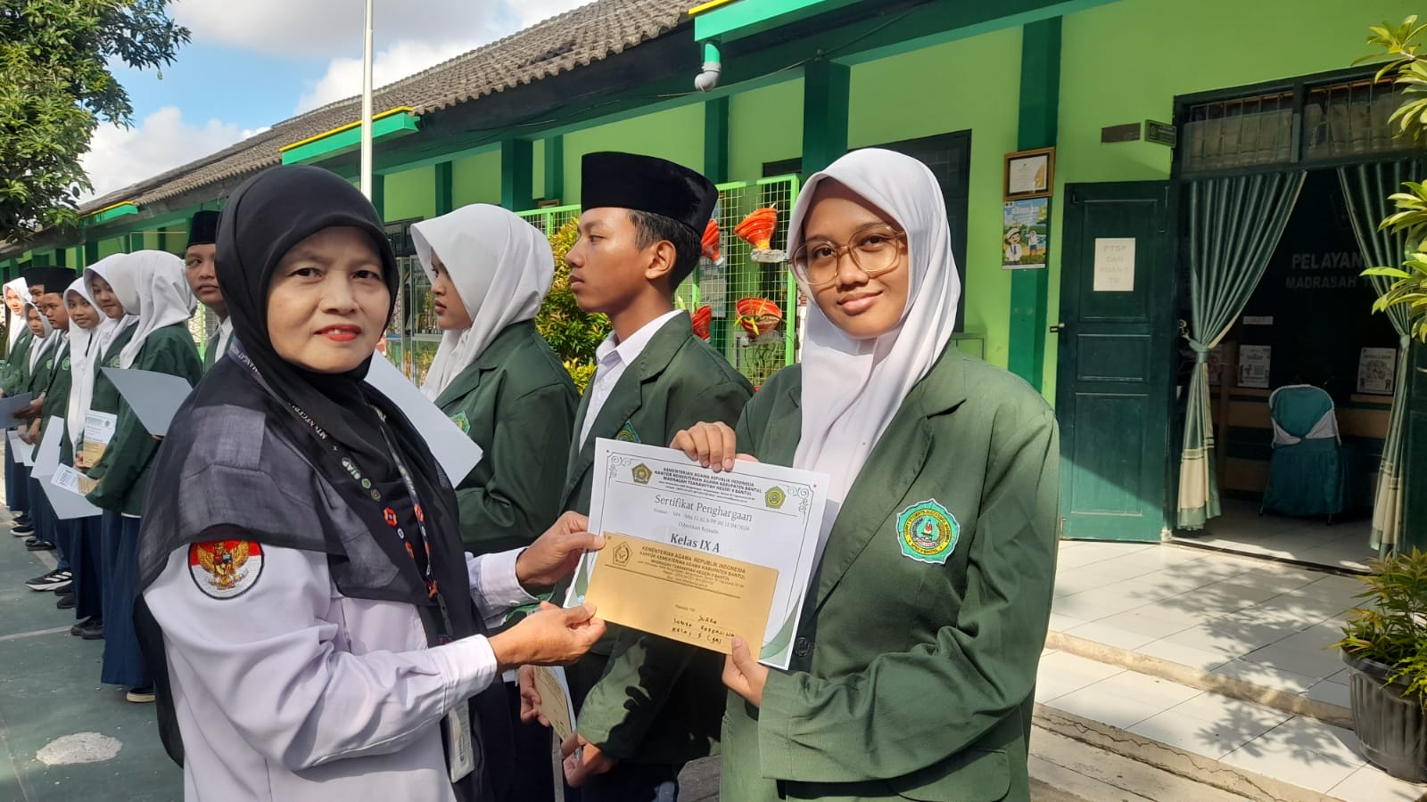 Gambar Berita